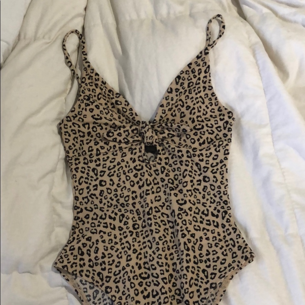 H&M Cheetah print body suit with tie in front